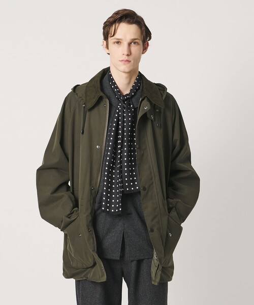 Barbour(バブアー)の「【別注】<BARBOUR> MODIFIED BEAUFORT/ビューフォート(その他アウター・メンズ・オリーブ/ブラック・36/38/40)」の2枚目の写真
