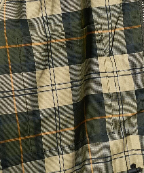 Barbour(バブアー)の「【別注】<BARBOUR> MODIFIED BEAUFORT/ビューフォート(その他アウター・メンズ・オリーブ/ブラック・36/38/40)」の5枚目の写真
