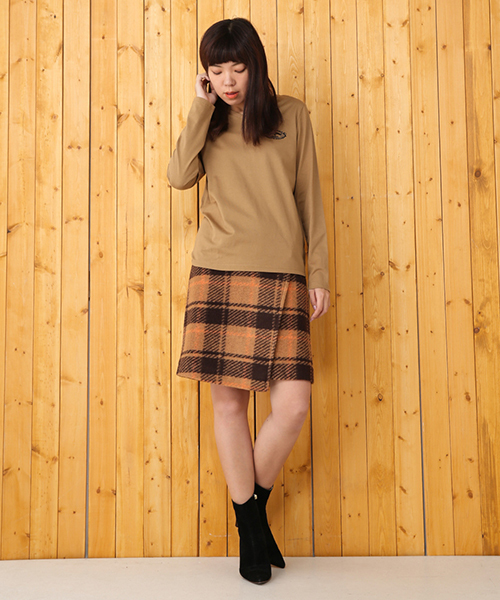 RODEO CROWNS WIDE BOWL（ロデオクラウンズワイドボウル）の「チェック スライバー スカート（スカート・レディース・ベージュ系その他/ブラック系その他/ダークネイビー・SMALL/MEDIUM）」の3枚目の写真