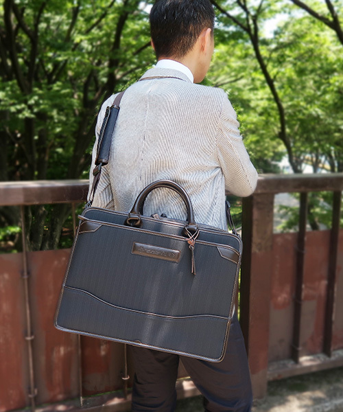 ピーアイディー P I D 軽量ビジネスバッグ キャリーオンタイプ ビジネスバッグ P I D ピーアイディー のファッション通販 Zozotown