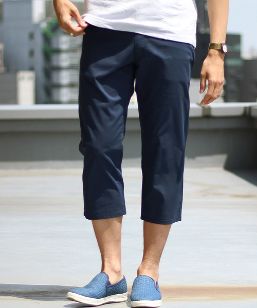 MEN'S BIGI（メンズビギ）の「ストレッチクロップドパンツ（COOL MAX）/7分丈（チノパンツ・メンズ・サックスブルー/グレー/ネイビー/ベージュ/ホワイト・S/M/SS/L）」の4枚目の写真