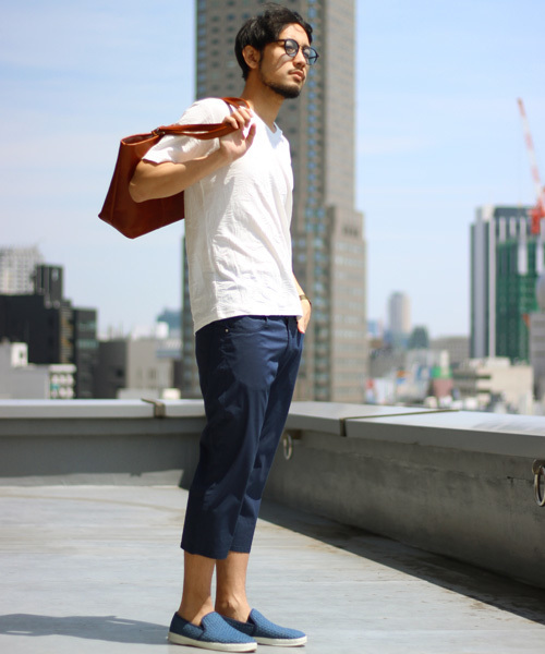 MEN'S BIGI（メンズビギ）の「ストレッチクロップドパンツ（COOL MAX）/7分丈（チノパンツ・メンズ・サックスブルー/グレー/ネイビー/ベージュ/ホワイト・S/M/SS/L）」の16枚目の写真