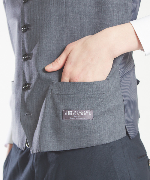 ABAHOUSE（アバハウス）の「【セットアップ対応】NEW ZEALAND WOOLドビーストライプジレ（ベスト・メンズ・ブラック/ネイビー/グレー・3/2）」の16枚目の写真
