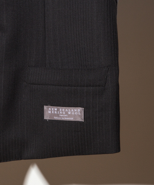 ABAHOUSE（アバハウス）の「【セットアップ対応】NEW ZEALAND WOOLドビーストライプジレ（ベスト・メンズ・ブラック/ネイビー/グレー・3/2）」の6枚目の写真