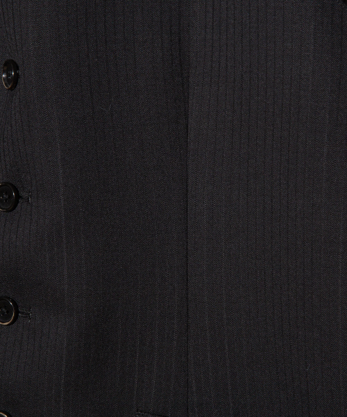 ABAHOUSE（アバハウス）の「【セットアップ対応】NEW ZEALAND WOOLドビーストライプジレ（ベスト・メンズ・ブラック/ネイビー/グレー・3/2）」の5枚目の写真
