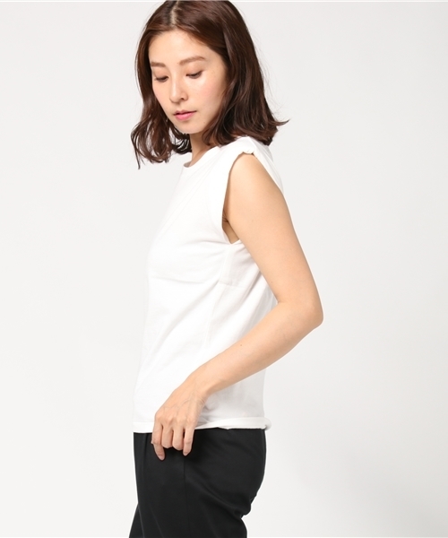 SLY（スライ）の「PADDED T/S（Tシャツ/カットソー・レディース・ホワイト/ブラック・FREE）」の4枚目の写真