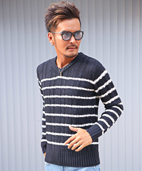 LUXSTYLE（ラグスタイル）の「ケーブル編みVネックニットソー（ニット/セーター・メンズ・ブラック/オフホワイト/ネイビー/ベージュ/サックスブルー/ホワイト×ブラック/ミックスグレー/ホワイト系その他/ブラック系その他/ブラック系その他2/ホワイト×ネイビー/ブルー系その他/ブラック系その他3/ブルー系その他3/ブルー系その他2/ダークネイビー/チャコール・XL/M/L）」の13枚目の写真