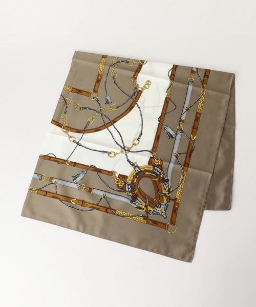 BEAUTY&YOUTH UNITED ARROWS（ビューティーアンドユースユナイテッドアローズ）の「BY チェーンプリントスカーフ 88x88 ◆（バンダナ/スカーフ・レディース・モカ/パープル・FREE）」の3枚目の写真