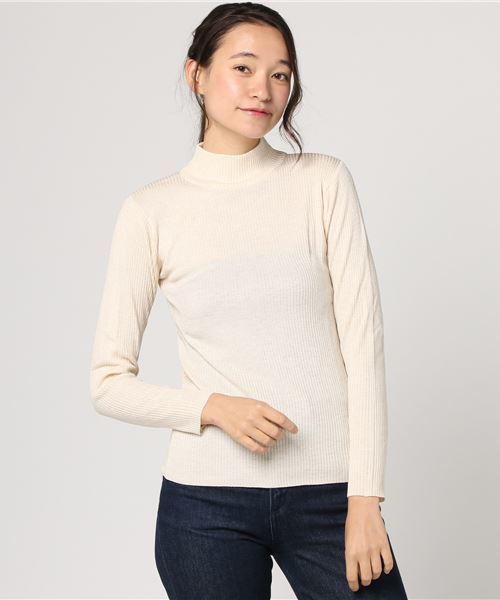 Samansa Mos2(サマンサ モスモス)の「ハイネックリブタートル無地(ニット/セーター・レディース・チャコールグレー/ベージュ/モカ/キナリ・フリ-)」の1枚目の写真