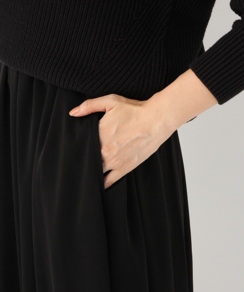 A part by（アパートバイ）の「Pサテンギャザーマキシスカート 775794 （スカート・レディース・マスタード/ライトグレー/ブラック/ブラウン系その他/グリーン/ライトパープル・FREE）」の15枚目の写真