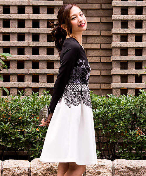 Million Carats ミリオンカラッツ の レースプリントワンピース