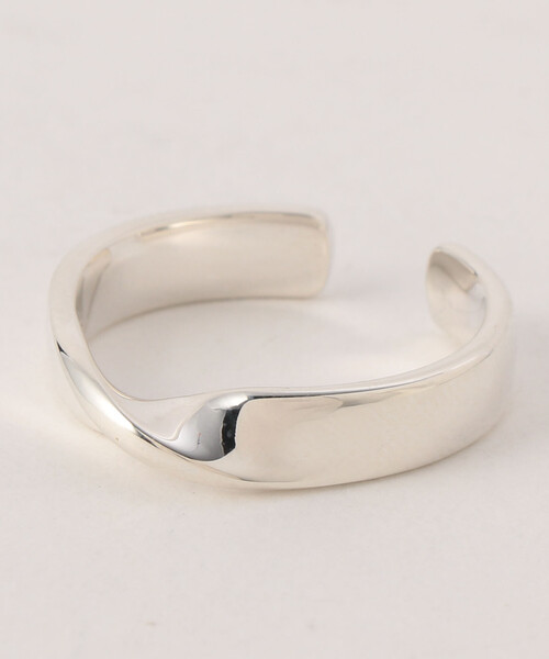 BEAUTY&YOUTH UNITED ARROWS(ビューティーアンドユースユナイテッドアローズ)の「BY シルバー ツイスト リング(リング・メンズ・シルバー・11/15 /19)」の3枚目の写真