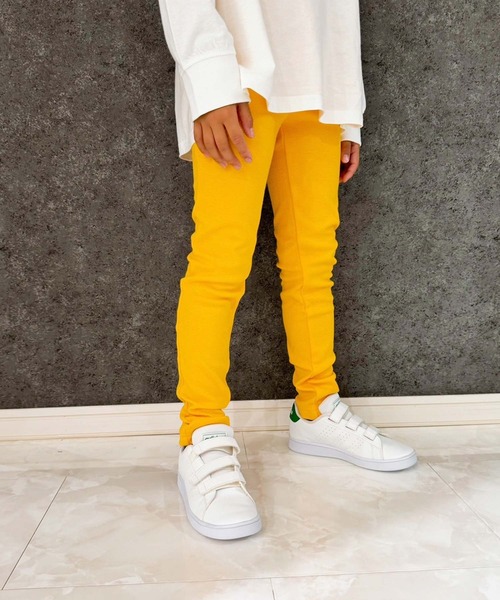 THE CASUAL(カジュアル)の「キッズ ストレッチパンツ レギパン(その他パンツ・キッズ・ピンク系その他/アッシュグレー/カーキ/レッド/パープル/マスタード/グリーン/エメラルド/オレンジ/ライム/ブラウン/ラベンダー/ネイビー/サックスブルー/ブラック/キャメル/レッド系その他/ロイヤルブルー/ピンク/チャコール/アイボリー/インディゴブルー・160cm/90cm/150cm/95cm/80cm/130cm/140cm/100cm/120cm/110cm)」の16枚目の写真