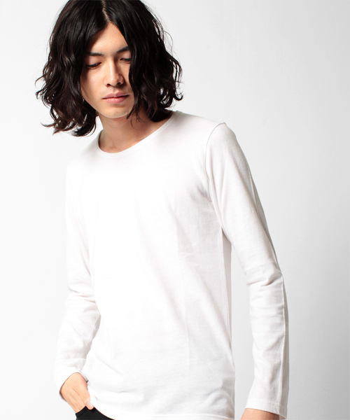 NANO universe(ナノユニバース)の「プレミアムスウィートクルーネックTeeL/S(Tシャツ/カットソー・メンズ・ホワイト/トップグレー/チャコール/ラベンダー/スモークピンク/ライトパープル/パープル/ターコイズブルー/ネイビー/グリーン/ベージュ/オリーブ/マスタード/ボルドー/オレンジ/ダークグレー/ブラック・38/40/42)」の2枚目の写真