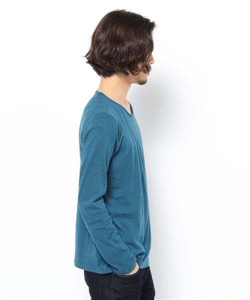 NANO universe(ナノユニバース)の「プレミアムスウィートクルーネックTeeL/S(Tシャツ/カットソー・メンズ・ホワイト/トップグレー/チャコール/ラベンダー/スモークピンク/ライトパープル/パープル/ターコイズブルー/ネイビー/グリーン/ベージュ/オリーブ/マスタード/ボルドー/オレンジ/ダークグレー/ブラック・38/40/42)」の18枚目の写真