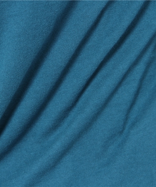 NANO universe(ナノユニバース)の「プレミアムスウィートクルーネックTeeL/S(Tシャツ/カットソー・メンズ・ホワイト/トップグレー/チャコール/ラベンダー/スモークピンク/ライトパープル/パープル/ターコイズブルー/ネイビー/グリーン/ベージュ/オリーブ/マスタード/ボルドー/オレンジ/ダークグレー/ブラック・38/40/42)」の22枚目の写真