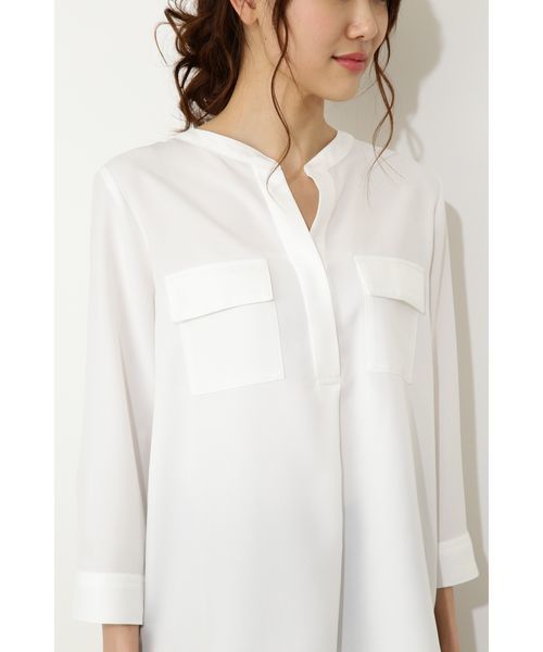 NATURAL BEAUTY BASIC（ナチュラルビューティーベーシック）の「〈ウォッシャブル〉ツイルダブルポケットブラウス（シャツ/ブラウス・レディース・ブルー/ホワイト系その他/ブルー系その他・MEDIUM/SMALL）」の6枚目の写真