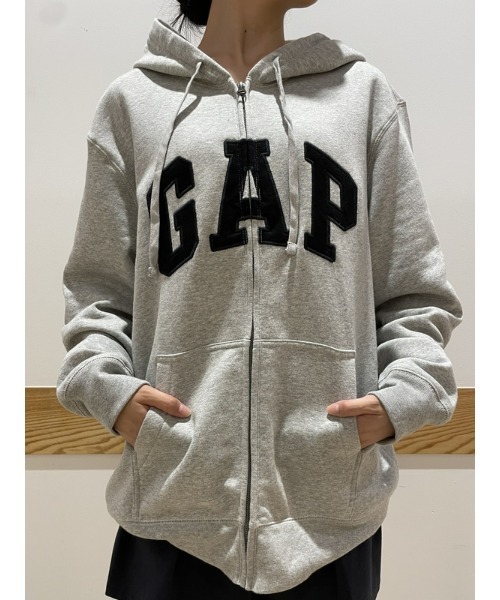 新品 GAPパーカー グレー(ユニセックス) セール】GAPロゴ フルジップパーカー(ユニセックス)（パーカー）｜GAP
