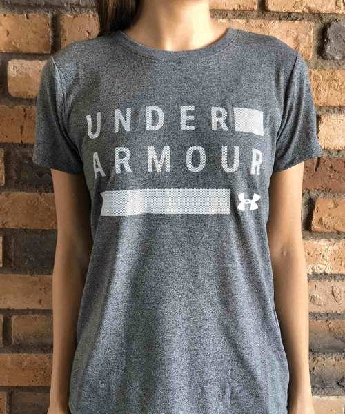 UNDER ARMOUR(アンダーアーマー)の「レディース トレーニング半袖Tシャツ / スレッドボーントレイングラフィックツイストクルー(Tシャツ/カットソー・レディース・グレイッシュブルー/ブラック/ピンク/グレー/レッド・L/M/XL/S/SM/LG/MD)」の8枚目の写真