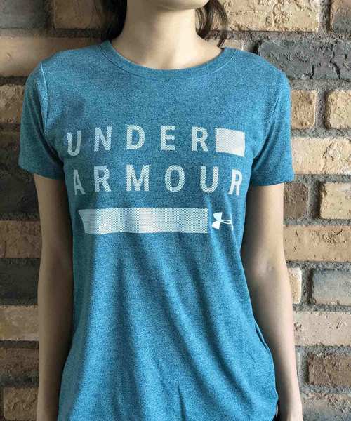 UNDER ARMOUR(アンダーアーマー)の「レディース トレーニング半袖Tシャツ / スレッドボーントレイングラフィックツイストクルー(Tシャツ/カットソー・レディース・グレイッシュブルー/ブラック/ピンク/グレー/レッド・L/M/XL/S/SM/LG/MD)」の9枚目の写真