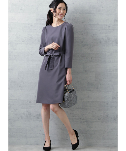 NATURAL BEAUTY BASIC(ナチュラルビューティーベーシック)の「〈WEB限定〉ベルテッドサックワンピース(ワンピース・レディース・チャコールグレー/ネイビー/ブルー・SMALL/MEDIUM/LARGE)」の14枚目の写真