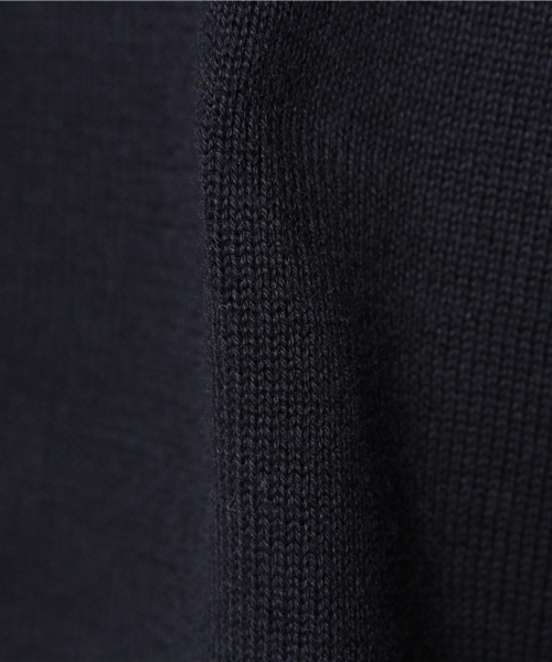 TOMMY HILFIGER（トミーヒルフィガー）の「PACIFIC V-NK SWEATER（ニット/セーター・メンズ・ブラック/ネイビー/レッド・SMALL/MEDIUM/LARGE/X-LARGE）」の8枚目の写真