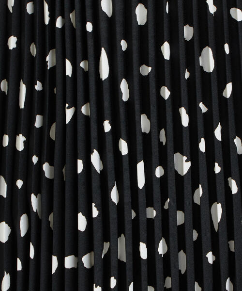 green label relaxing(グリーンレーベルリラクシング)の「<MGHT>FFC ウエストゴム ランダム プリーツ スカート (スカート・レディース・ブラック/その他1/その他2・FREE)」の10枚目の写真