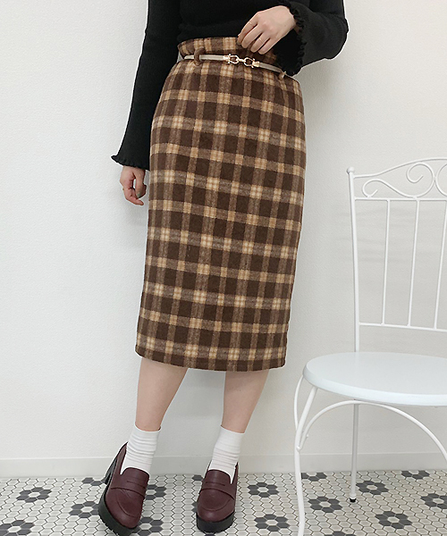 apres jour（アプレジュール）の「厚手チェックナロースカート【ZOZOTOWN限定アイテム】（スカート・レディース・ダークブラウン/ベージュ/ブラウン系その他・フリー）」の7枚目の写真