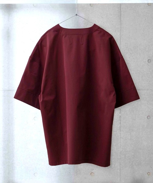 anown(アノン)の「配色ステッチハーフジップ 半袖Tシャツ【ファッションインフルエンサー とっしー×anown 限定コラボ】(Tシャツ/カットソー・メンズ・ブラック/レッド系その他・M/L)」の7枚目の写真