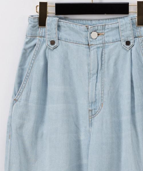 GRACE CONTINENTAL(グレースコンチネンタル)の「テーパードデニムパンツ(デニムパンツ・レディース・ベージュ・36)」の12枚目の写真