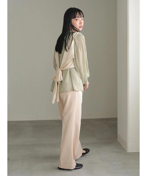 earth music&ecology(アースミュージックアンドエコロジー)の「【WEB限定】センタープレスストレートパンツ *(その他パンツ・レディース・ミント/ライトベージュ/ブルー/レッド系その他/ダークパープル/チョコ・S/M)」の18枚目の写真