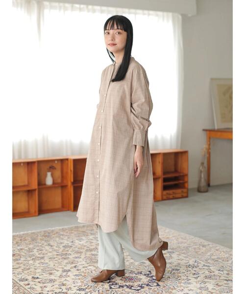 earth music&ecology(アースミュージックアンドエコロジー)の「【WEB限定】センタープレスストレートパンツ *(その他パンツ・レディース・ミント/ライトベージュ/ブルー/レッド系その他/ダークパープル/チョコ・S/M)」の20枚目の写真