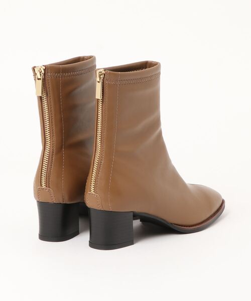 natural couture(ナチュラルクチュール)の「スクエアトゥステッチブーツ(ブーツ・レディース・アイボリー/ベージュ・MEDIUM/LARGE/SMALL)」の4枚目の写真