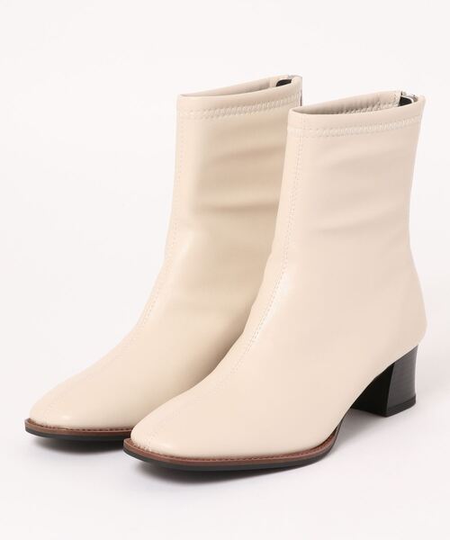 natural couture(ナチュラルクチュール)の「スクエアトゥステッチブーツ(ブーツ・レディース・アイボリー/ベージュ・MEDIUM/LARGE/SMALL)」の9枚目の写真