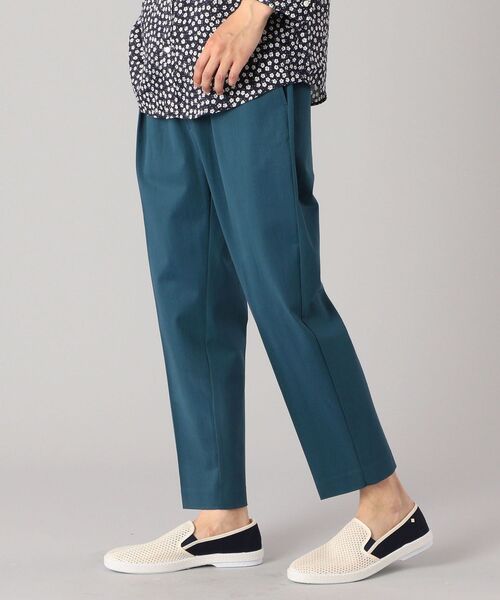SHIPS（シップス）の「【WEB限定】SHIPS: ≪セットアップ対応≫ DEPEND TRICOT 1タック テーパード イージー パンツ（スラックス・メンズ・ブラック/カーキ/ロイヤルブルー・SMALL/MEDIUM/LARGE/X-LARGE）」の18枚目の写真