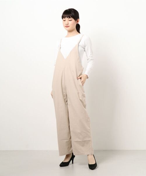 STYLEBLOCK(スタイルブロック)の「コットンリネンVネックオールインワン(サロペット/オーバーオール・レディース・ブラック/ベージュ/サンドベージュ/ナチュラル・FREE)」の6枚目の写真