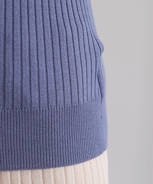 cheriella(シェリエラ)の「【cheriella】イージーケアCOOLタッチプチハイネックラッフルフリルノースリーブリブニット(ニット/セーター・レディース・ブラック/カーキ/ブルー/アイボリー/ホワイト×ブラック/バーガンディー・M)」の22枚目の写真