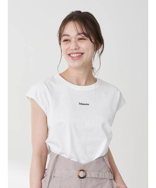 earth music&ecology(アースミュージックアンドエコロジー)の「ミニロゴノースリーブTシャツ *(Tシャツ/カットソー・レディース・オフホワイト/ベージュ/モカ/ピンク/サックスブルー/ブラック・M/S)」の7枚目の写真