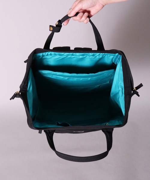 anello（アネロ）の「(LF)【anello】がばっと開く 口金 バックパック(ラージサイズ)（バックパック/リュック・レディース・ライトグレー/ブラック/ネイビー/グレー/マスタード/トリコロール/ベージュ・ONE SIZE）」の14枚目の写真