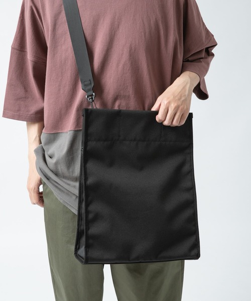 ITEMS URBANRESEARCH（アイテムズ アーバンリサーチ）の「2way トートバッグ（トートバッグ・メンズ・パープル/ブラック/ベージュ・-）」の2枚目の写真