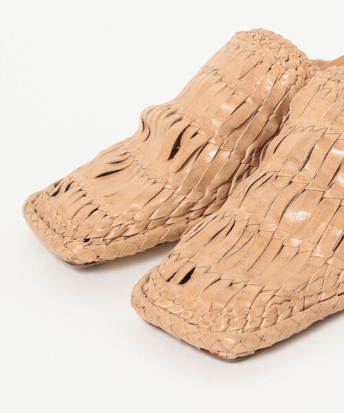 Ray BEAMS(レイビームス)の「miista / SUSAN サンダル(サンダル・レディース・ブラック/ベージュ・38/37/39/36)」の8枚目の写真