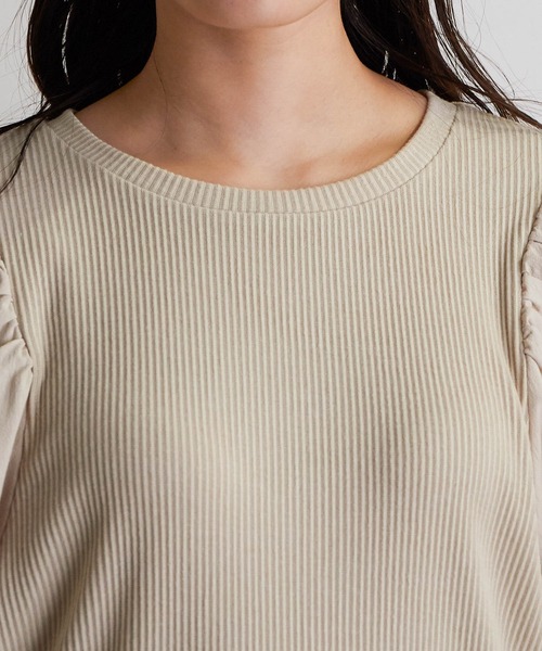 vis-`a-vis（ビサビ）の「【WEB限定】異素材コンビボリューム袖プルオーバー（Tシャツ/カットソー・レディース・ブラック/ホワイト系その他/ベージュ/サックスブルー・FREE）」の14枚目の写真