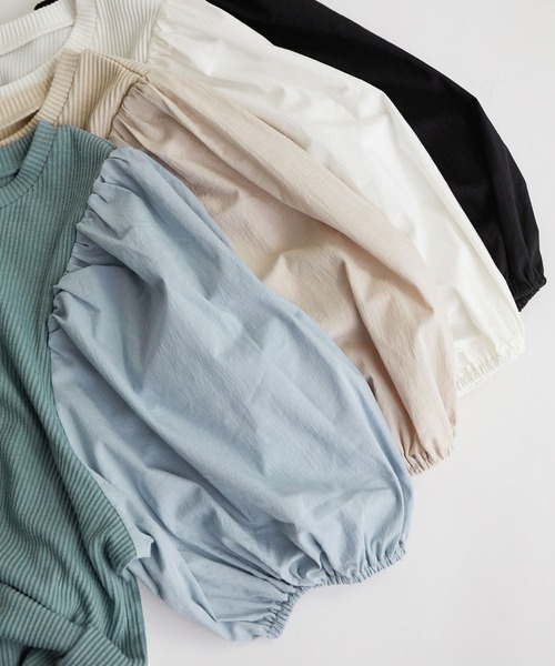 vis-`a-vis（ビサビ）の「【WEB限定】異素材コンビボリューム袖プルオーバー（Tシャツ/カットソー・レディース・ブラック/ホワイト系その他/ベージュ/サックスブルー・FREE）」の11枚目の写真