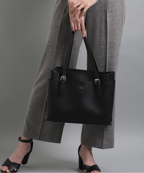 m.f.editorial（エムエフエディトリアル）の「エムエフエディトリアルレディース/m.f.editorial：Women 一枚革風ベルトハンドル トートバッグ A4対応（エコバッグ付）（トートバッグ・レディース・ベージュ/ブラック・FREE）」の2枚目の写真