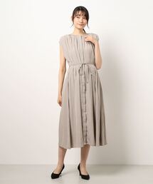 サテンギャザー前開きロングワンピース