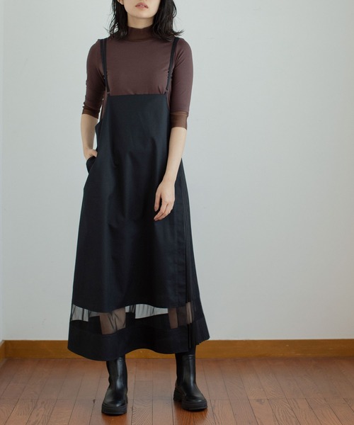 MARECHAL TERRE(マルシャルテル)の「プリーツコンビネーションジャンパースカート(ジャンパースカート・レディース・ブラック/ベージュ/ブラウン/インディゴブルー・MEDIUM)」の2枚目の写真