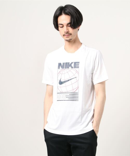 NIKE（ナイキ）の「NIKE/ナイキ DFC グラフィック 6/1 S/S Tシャツ（Tシャツ/カットソー・メンズ・ホワイト/ブルー・S/L/M/XL/2XL）」の2枚目の写真
