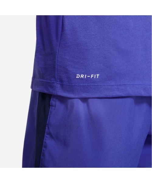 NIKE（ナイキ）の「NIKE/ナイキ DFC グラフィック 6/1 S/S Tシャツ（Tシャツ/カットソー・メンズ・ホワイト/ブルー・S/L/M/XL/2XL）」の3枚目の写真