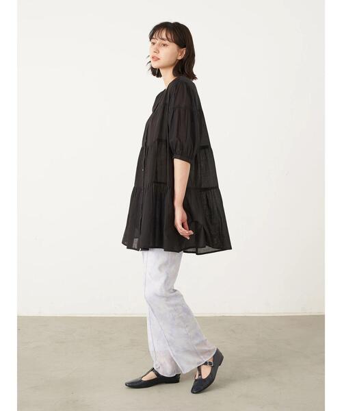 earth music&ecology（アースミュージックアンドエコロジー）の「ティアードチュニック ＊（Tシャツ/カットソー・レディース・サックスブルー/ホワイト系その他2/オフホワイト/ブラック/ピンクベージュ・FREE）」の20枚目の写真