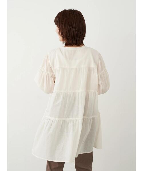 earth music&ecology（アースミュージックアンドエコロジー）の「ティアードチュニック ＊（Tシャツ/カットソー・レディース・サックスブルー/ホワイト系その他2/オフホワイト/ブラック/ピンクベージュ・FREE）」の8枚目の写真